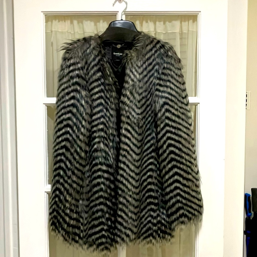 Bebe jacket/ very dressy in an extra S